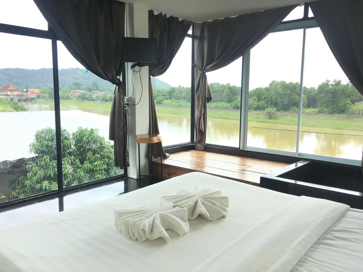 Nava Tara Resort Takuapa 외부 사진