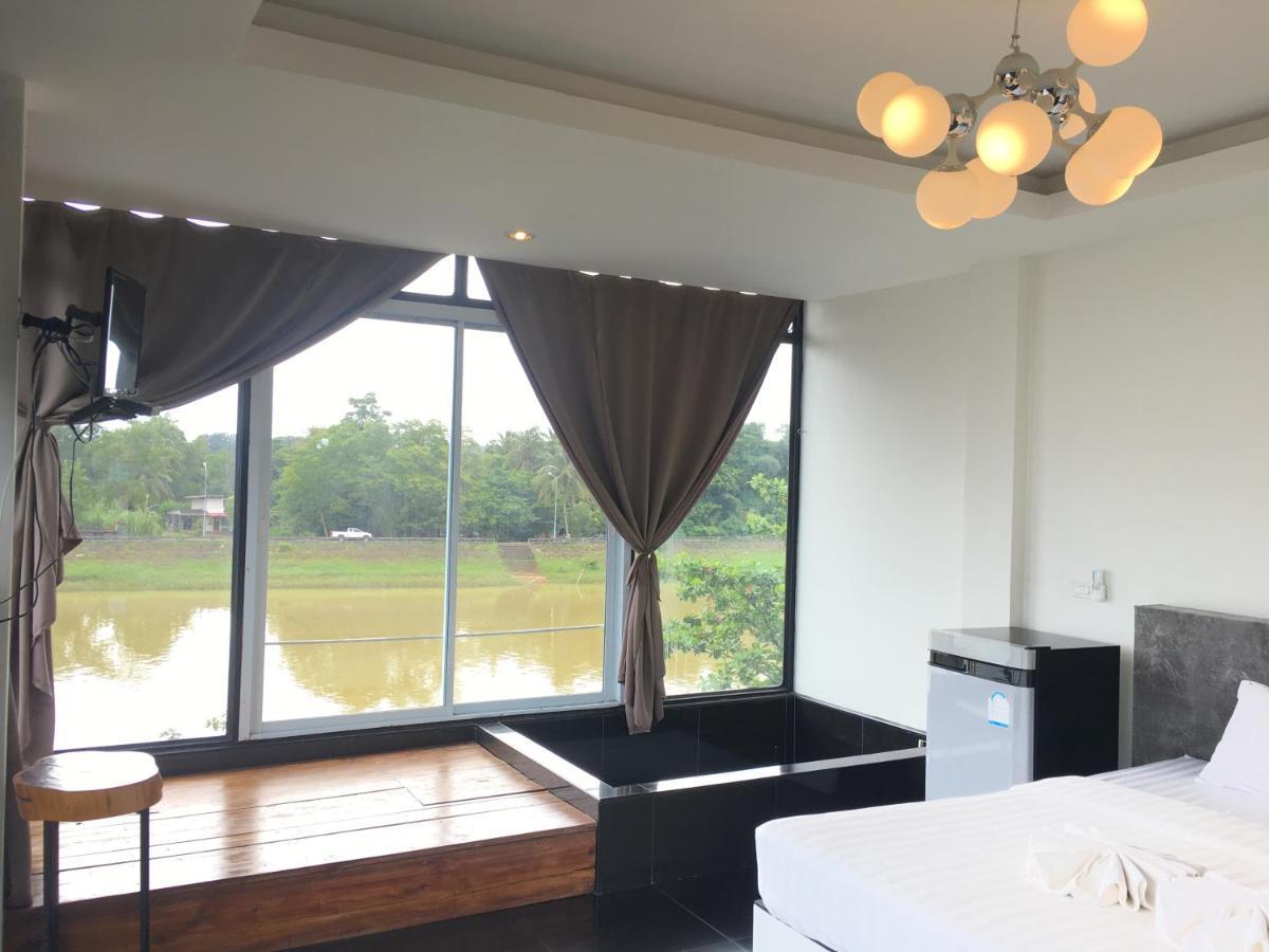 Nava Tara Resort Takuapa 외부 사진