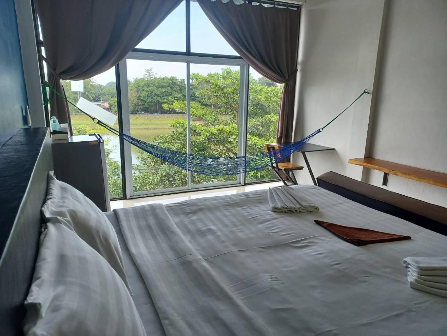 Nava Tara Resort Takuapa 외부 사진